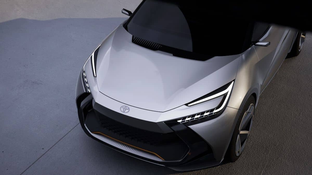 Toyota C-HR Prologue Concept Bonnet