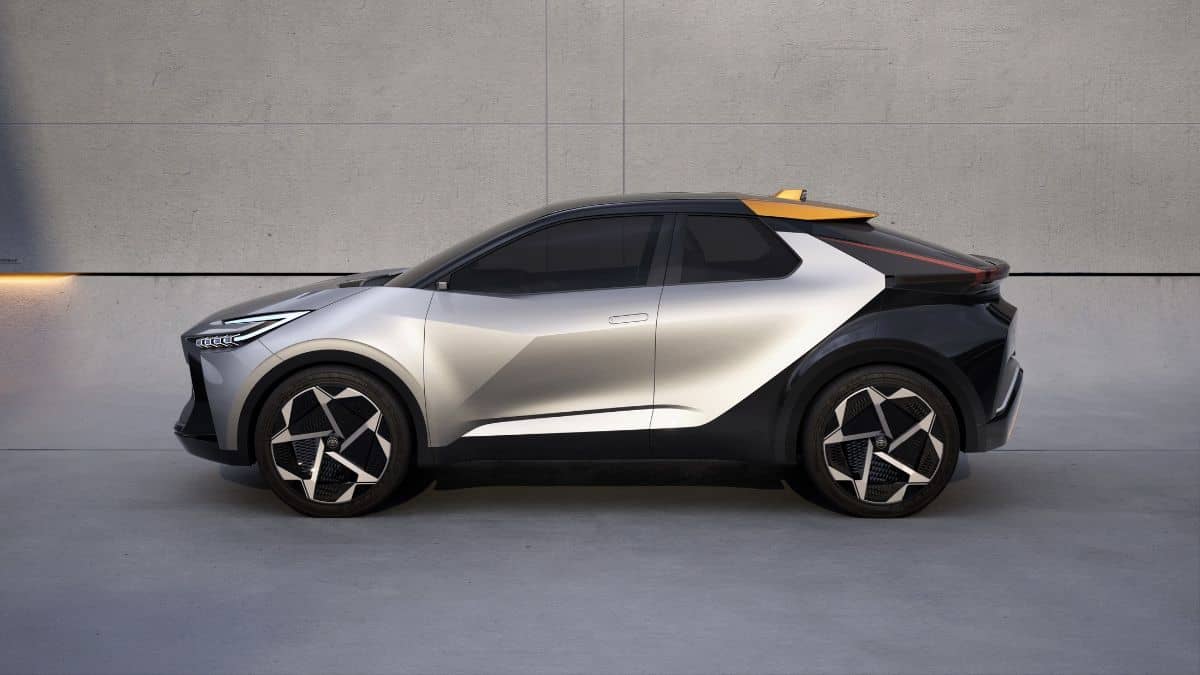 Toyota C-HR Prologue Concept Side