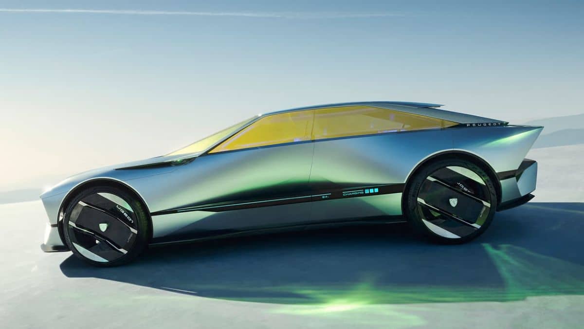 Peugeot Inception Concept Side