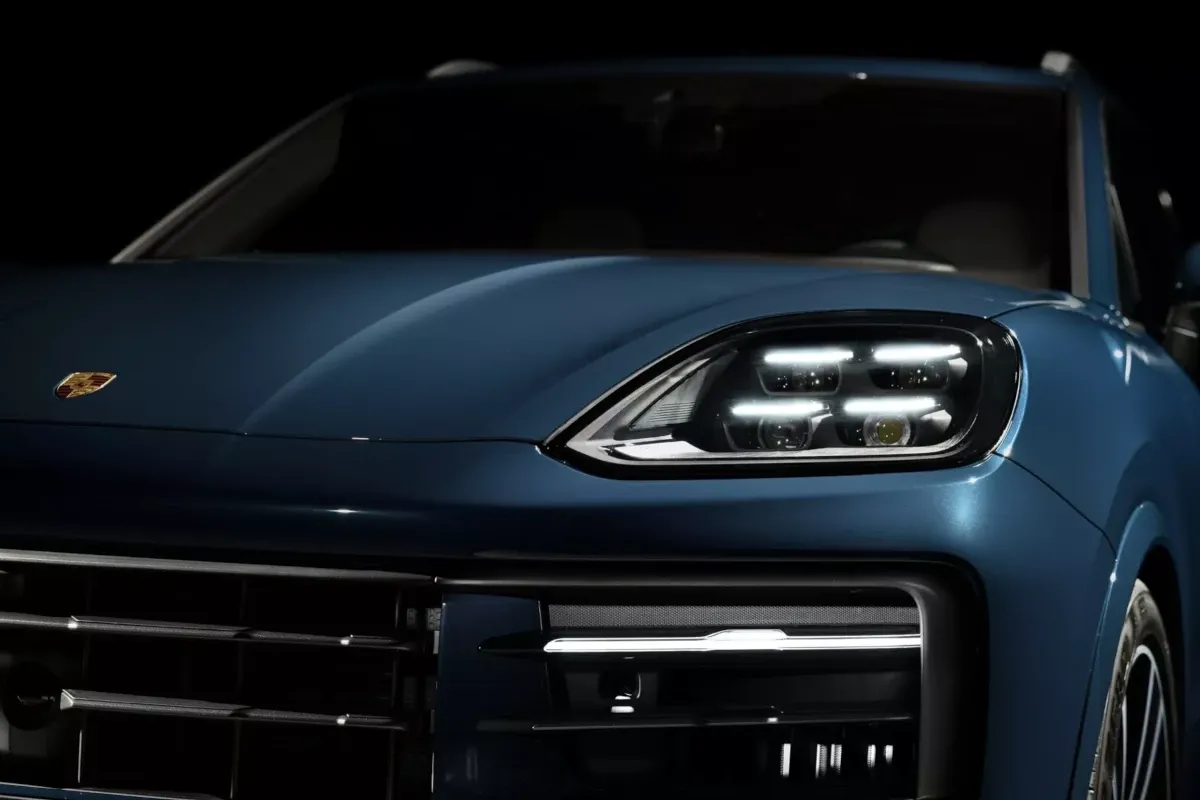 Porsche Cayenne 2024 Headlight