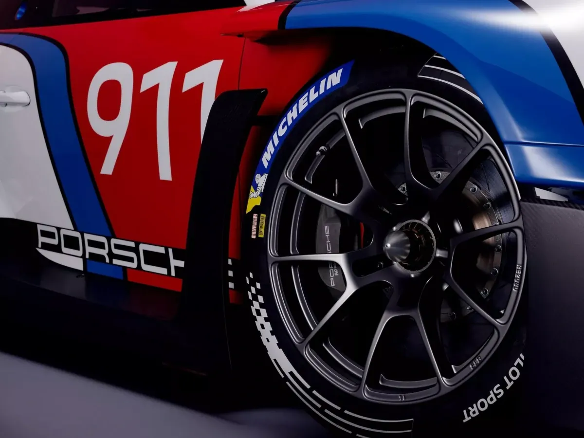 Porsche 911 GT3 R rennsport Wheel
