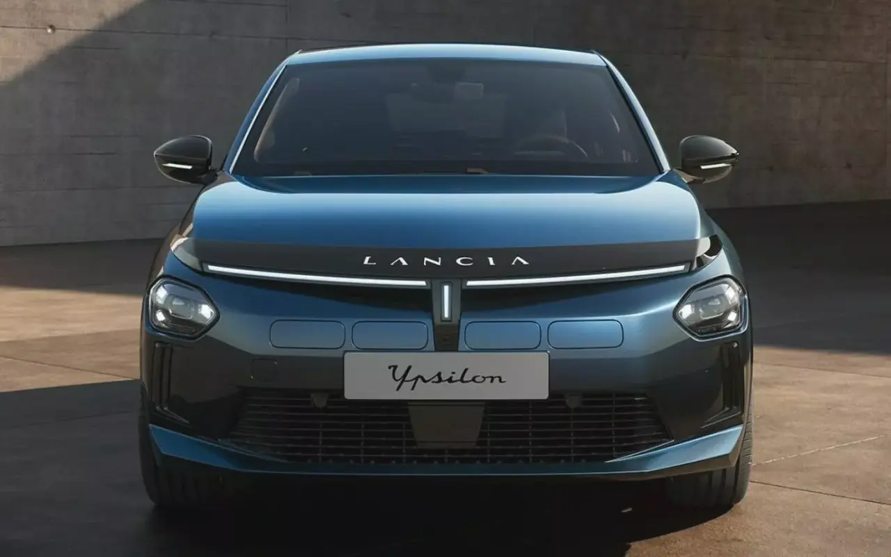 Lancia Ypsilon EV 2024 Front